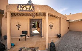 L'Homme Du Desert A Merzouga